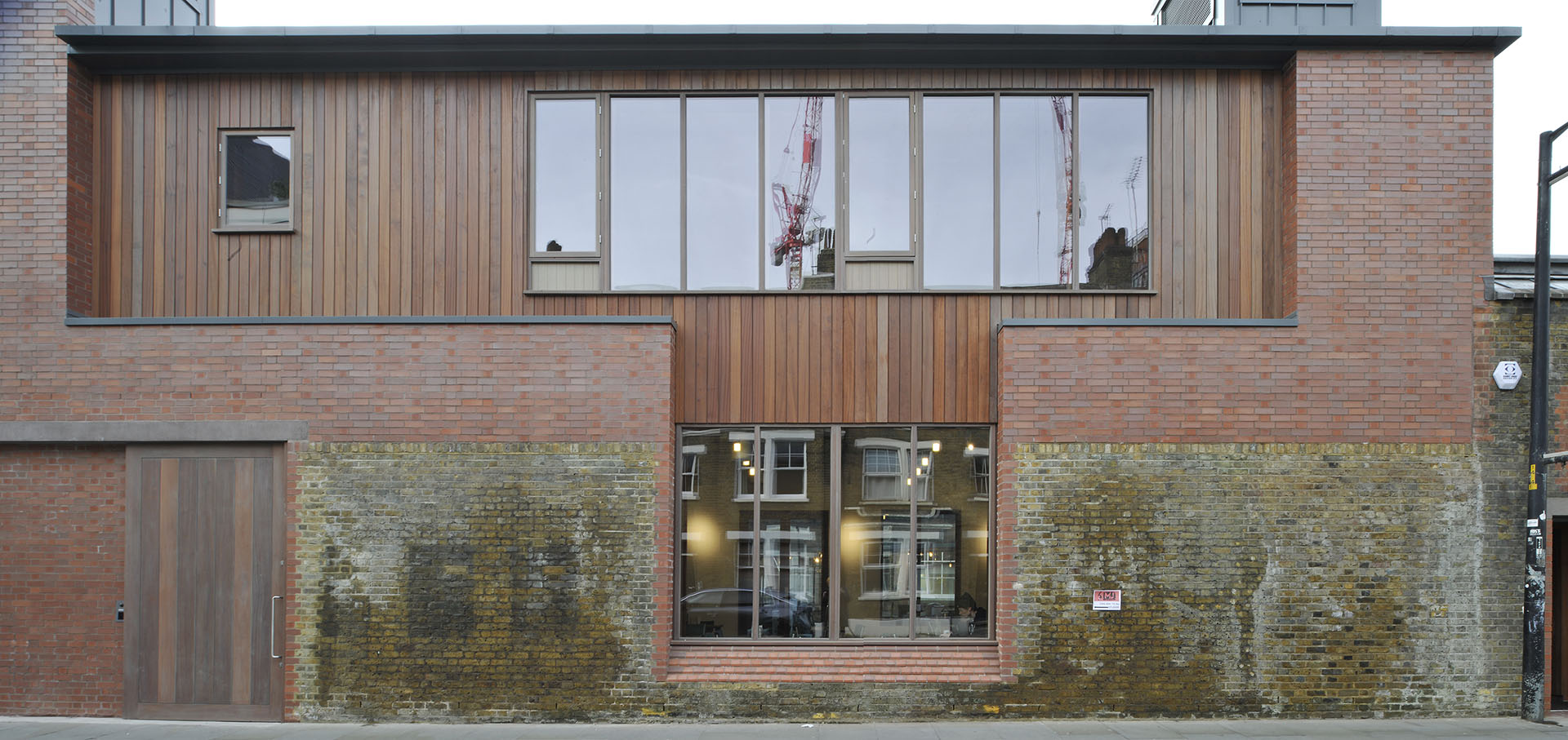 Jerwood Space by WWM Architects image by David Grandorge